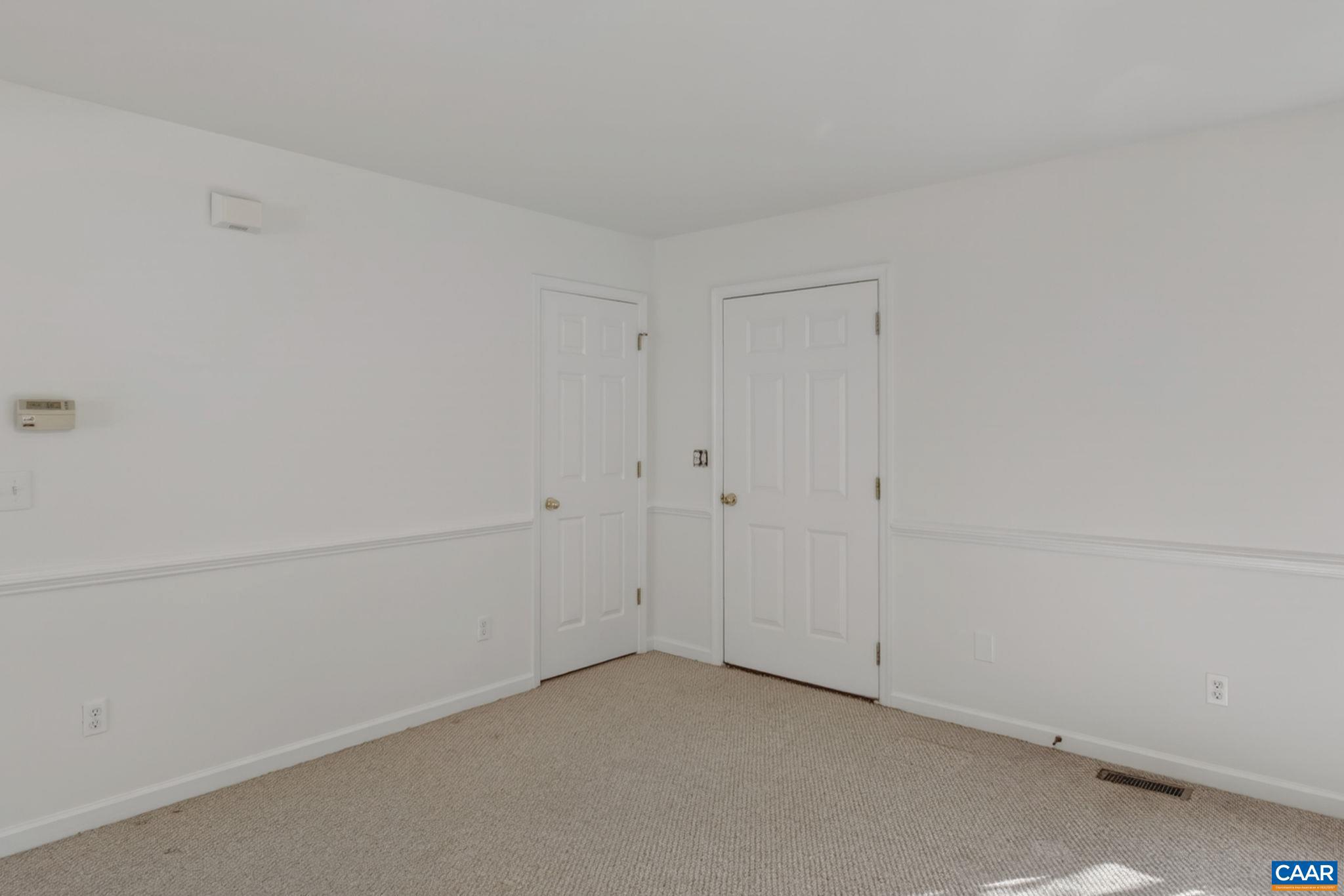 6 DEER PATH RD