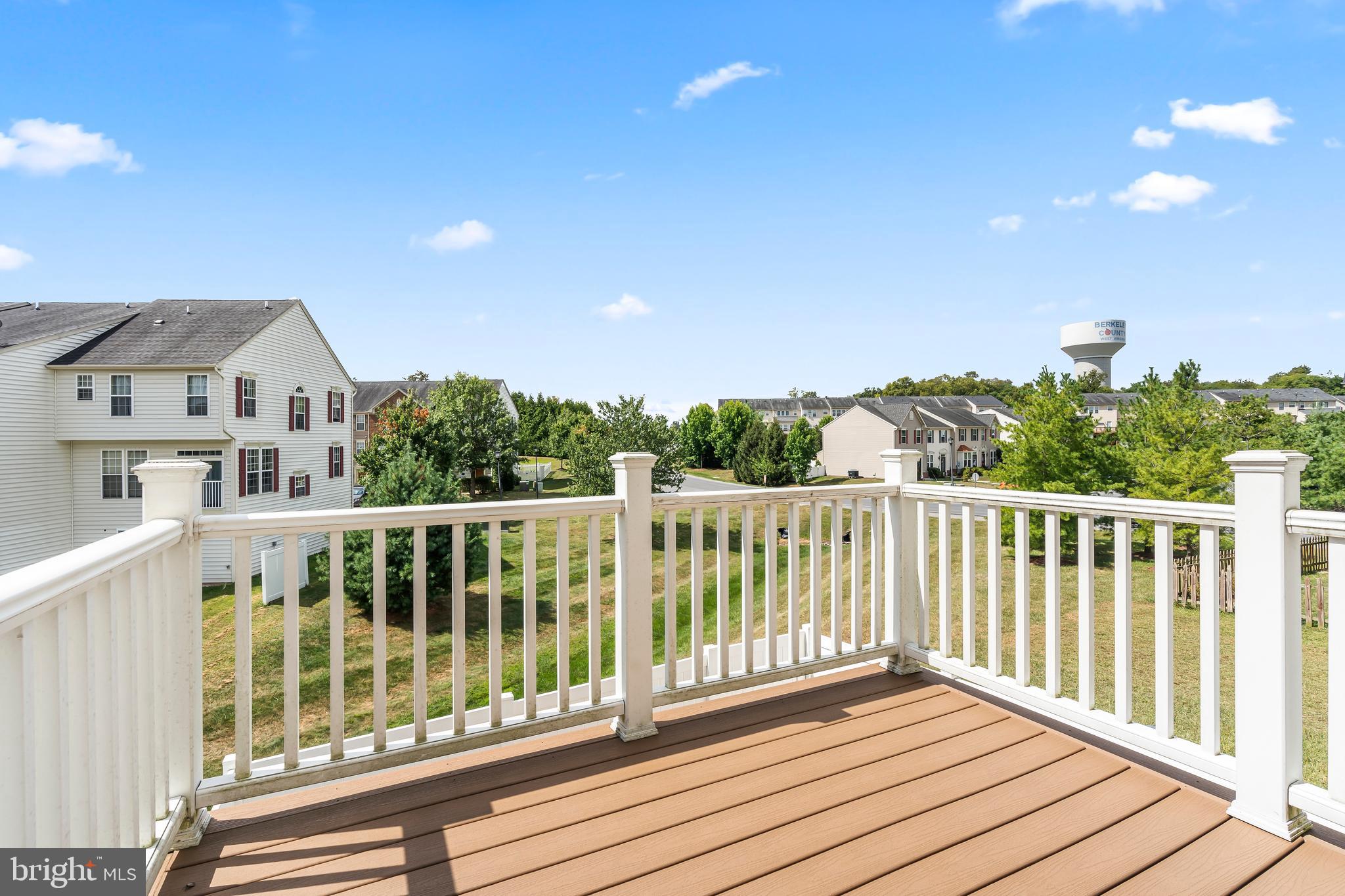 BROOKFIELD - Residential