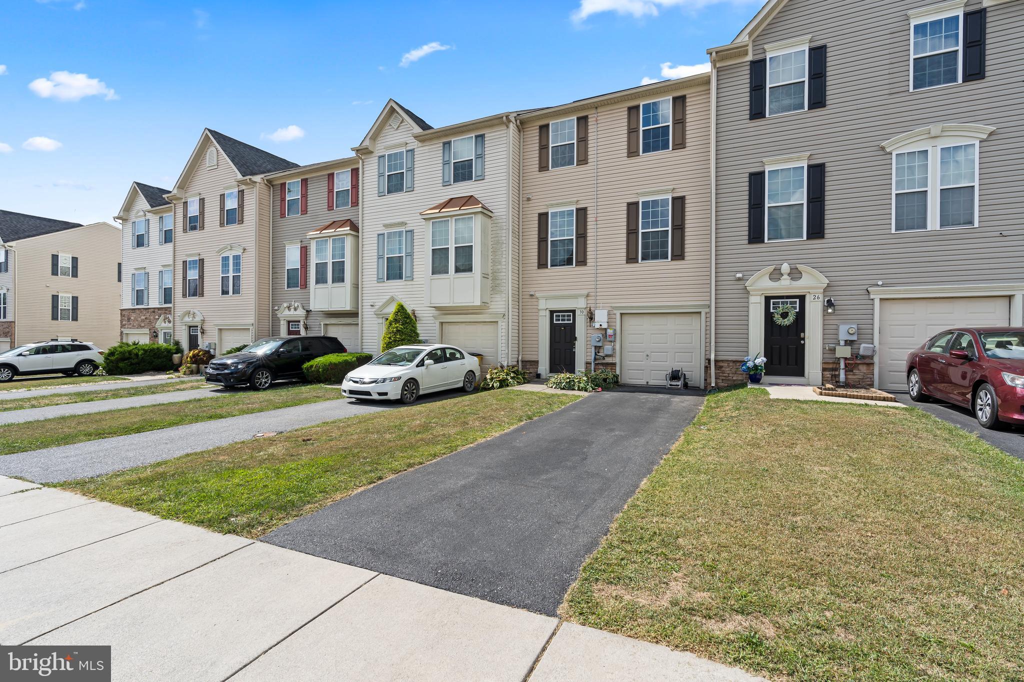 BROOKFIELD - Residential