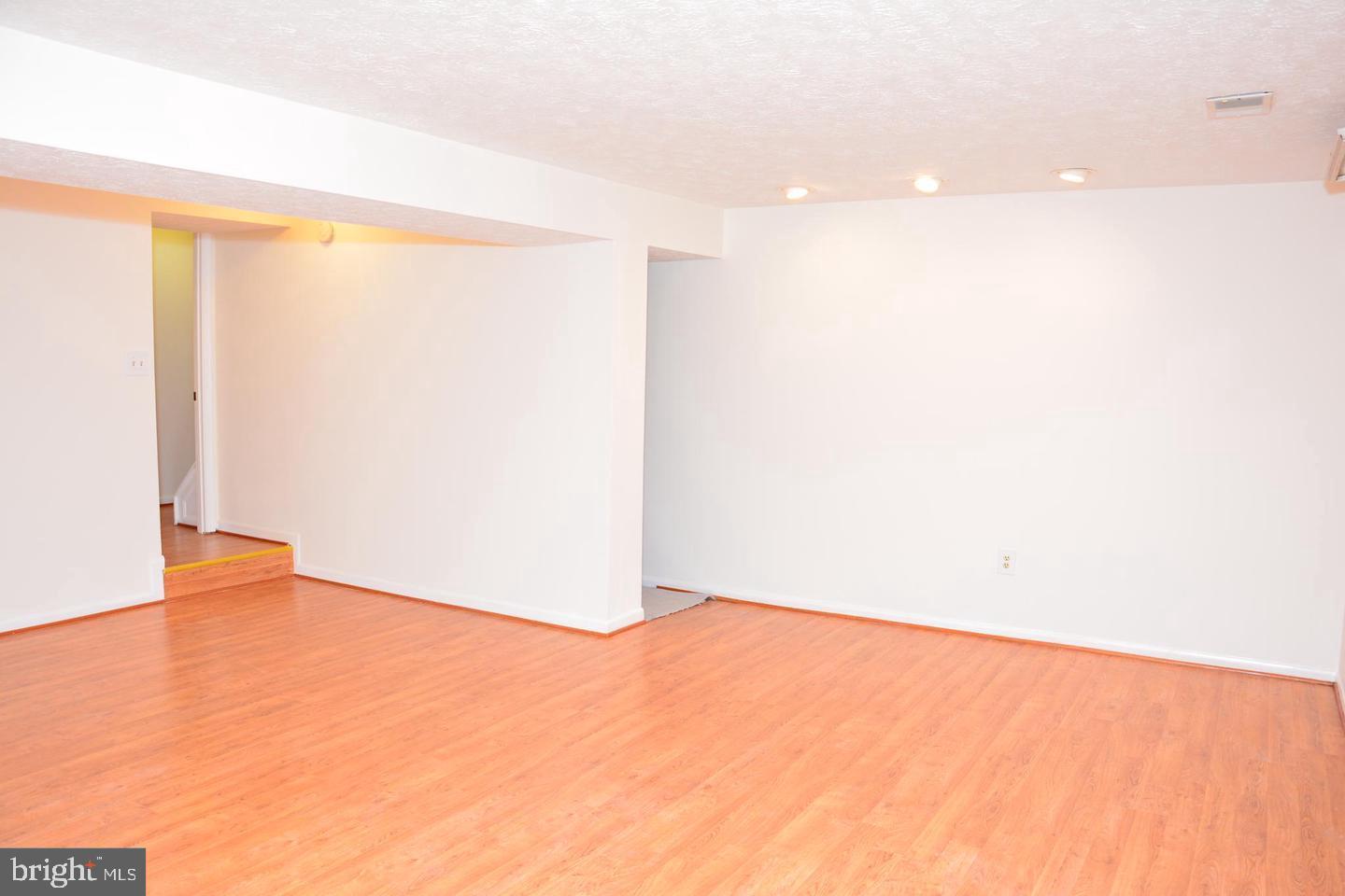 PARK SUMMIT CODM - Residential Lease