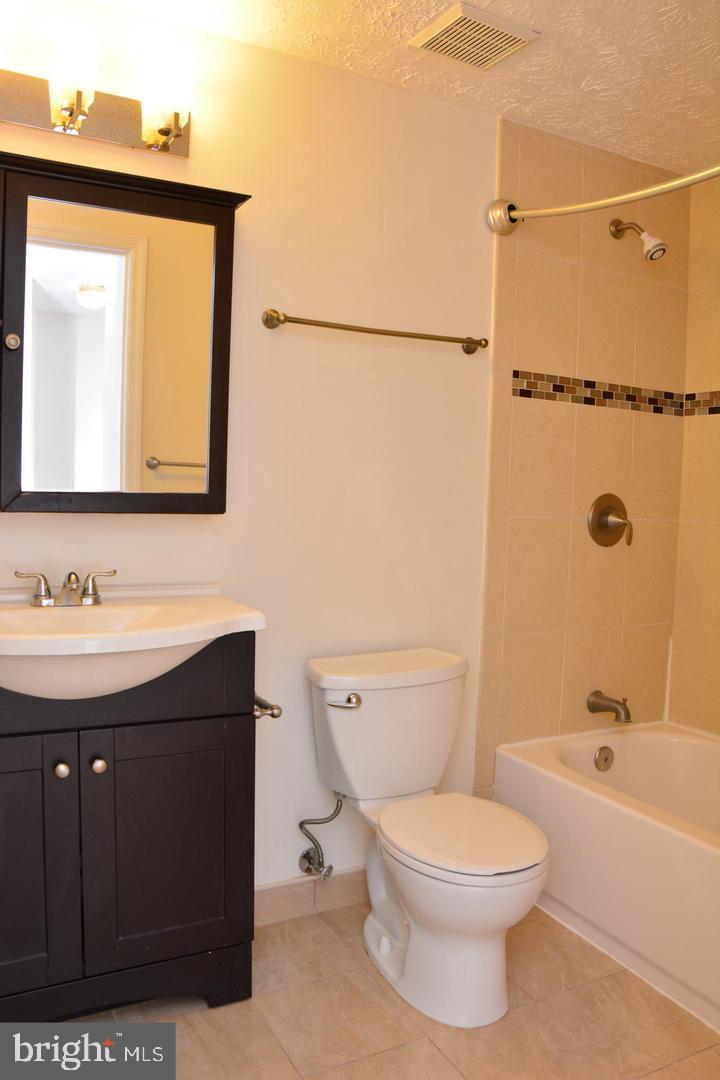 PARK SUMMIT CODM - Residential Lease