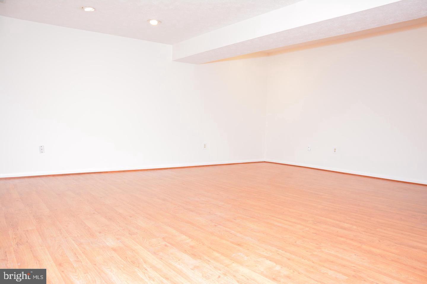 PARK SUMMIT CODM - Residential Lease