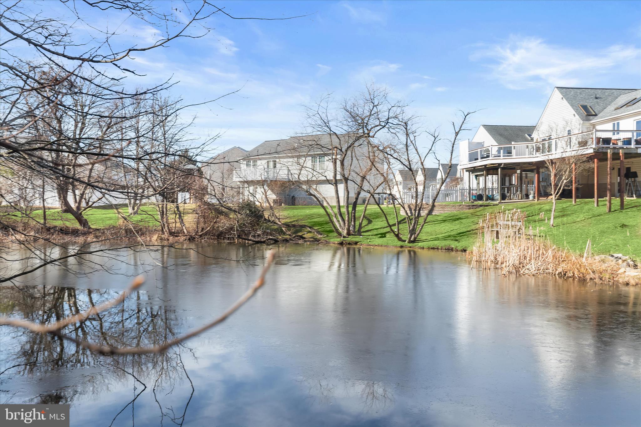 SENECA HARBOR - Residential