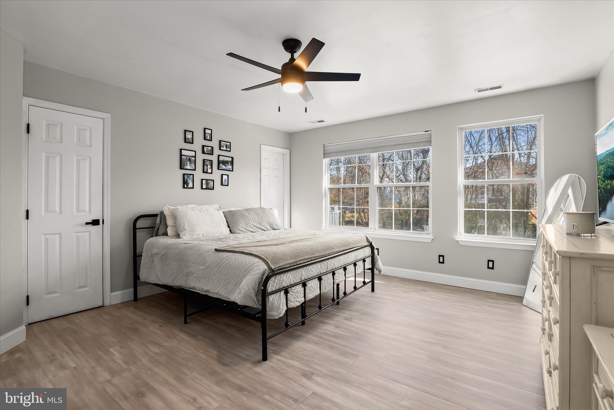 SENECA HARBOR - Residential