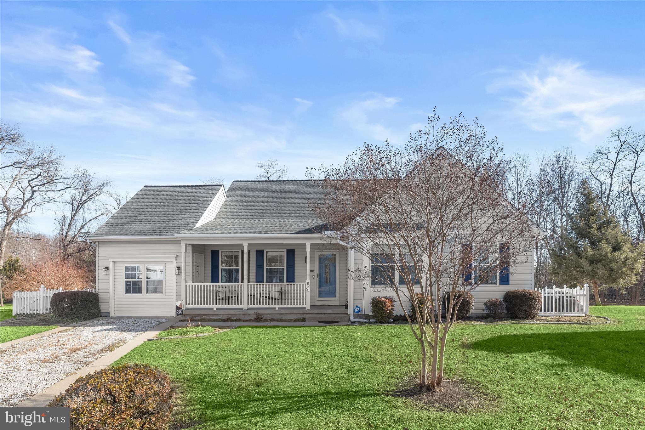 SENECA HARBOR - Residential