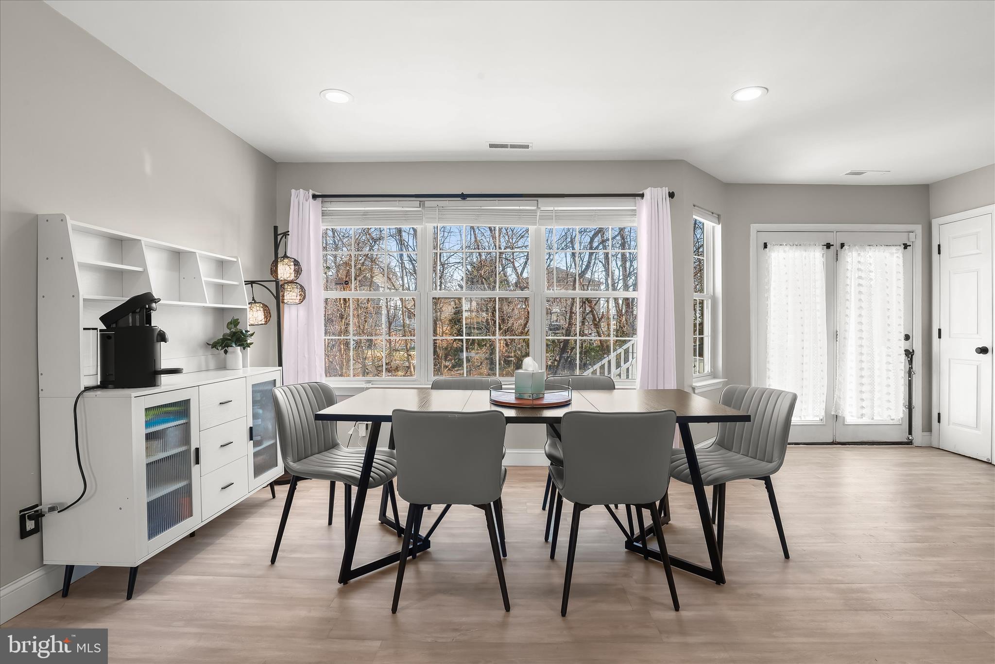 SENECA HARBOR - Residential