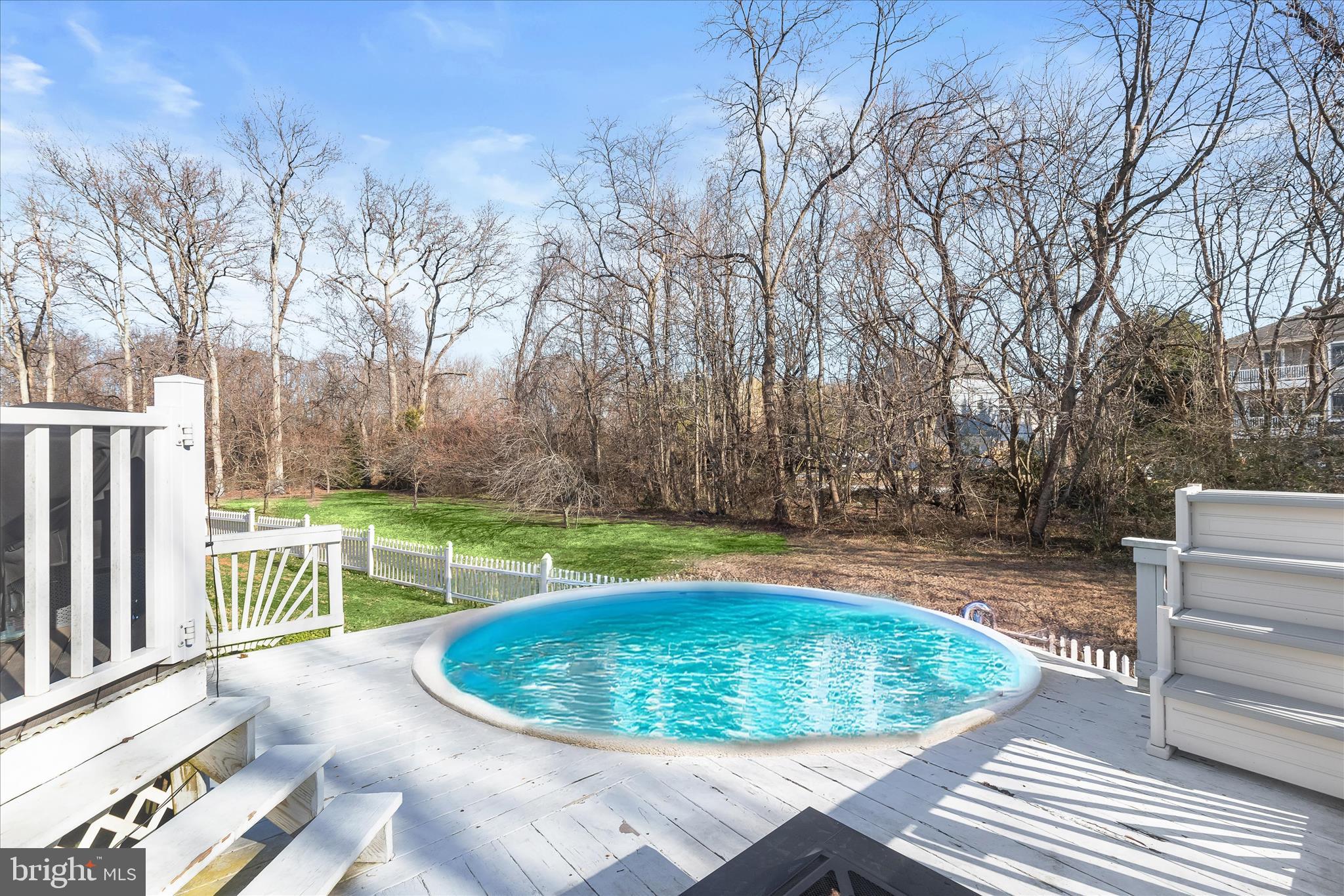 SENECA HARBOR - Residential