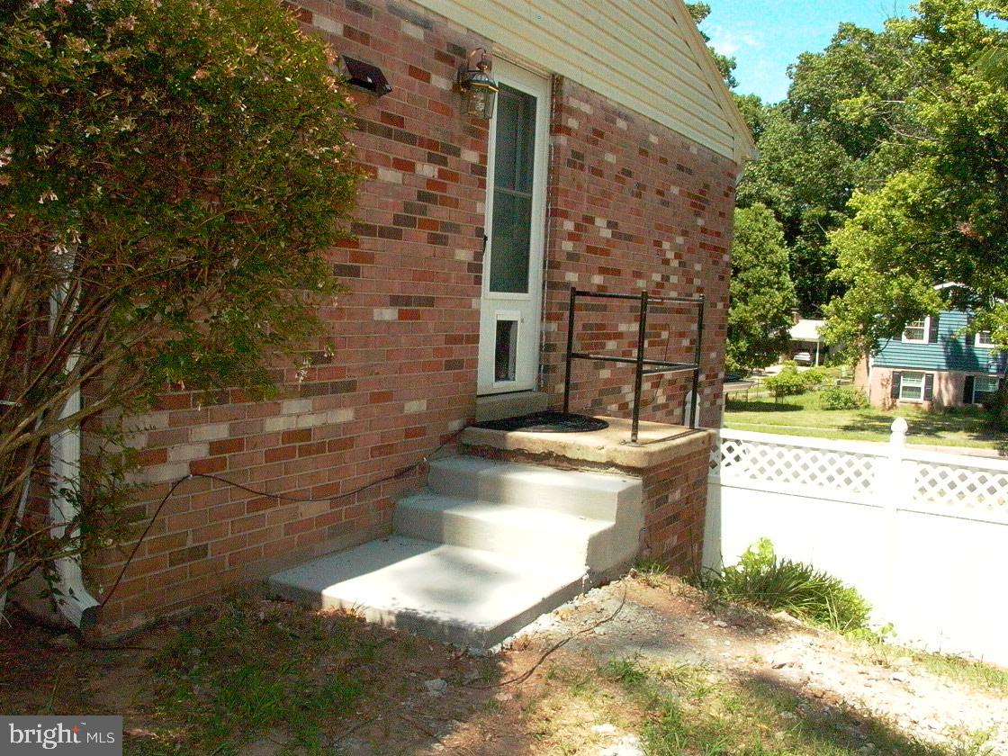 BROOKFIELD - Residential Lease