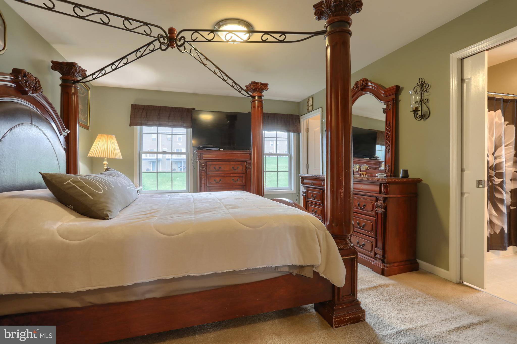 WOODRIDGE - Residential