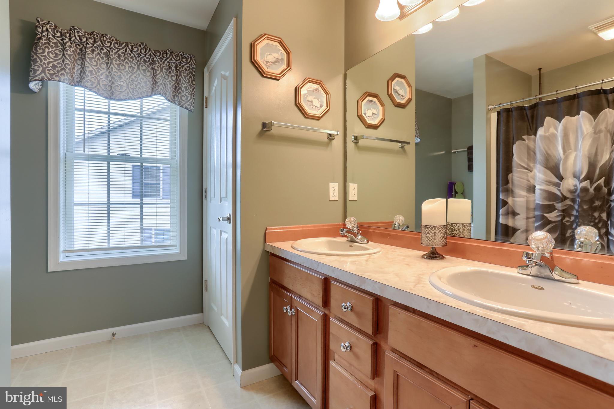 WOODRIDGE - Residential