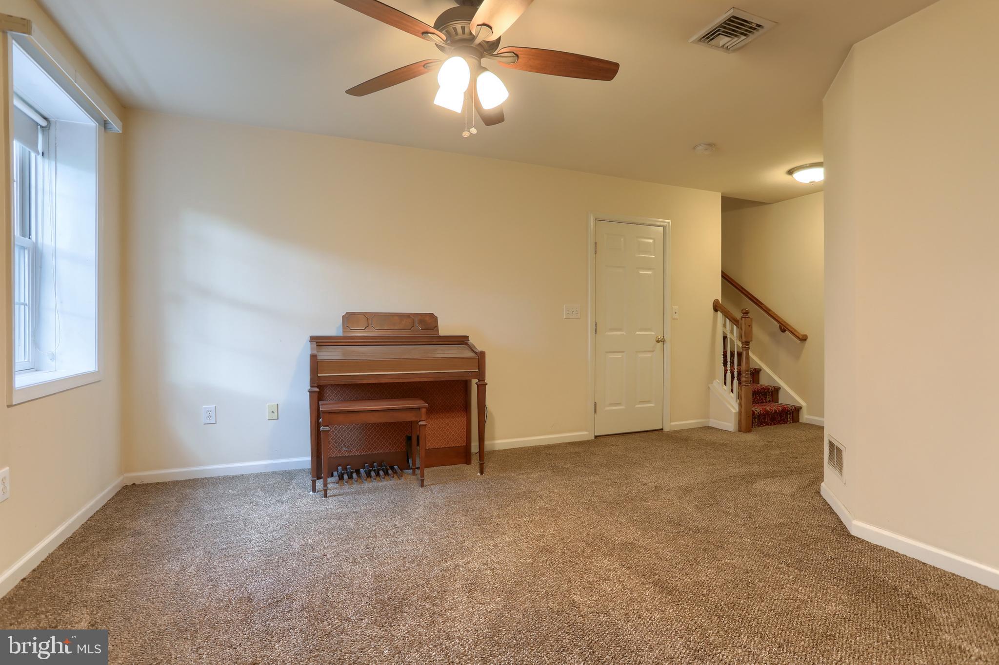 WOODRIDGE - Residential