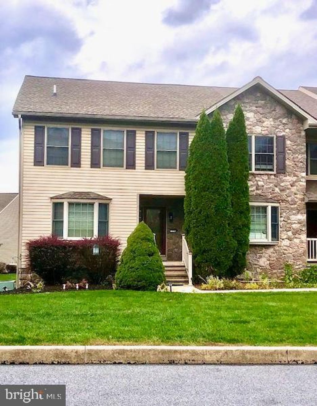 Photo of 1236 Overlook Road, MIDDLETOWN, PA 17057 (MLS # PADA2050576)