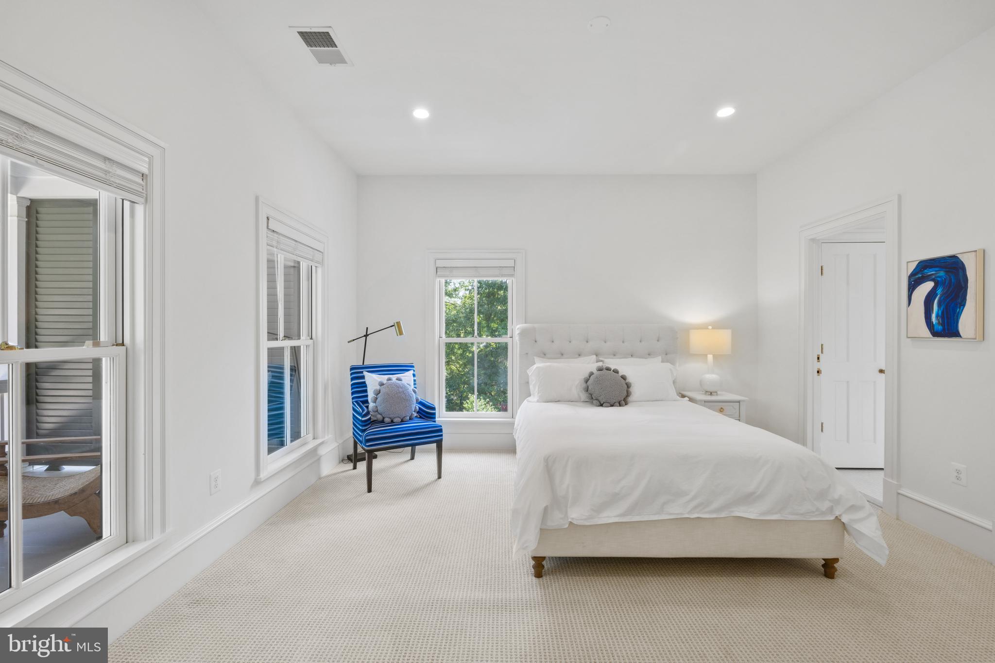 WELLINGTON - Residential