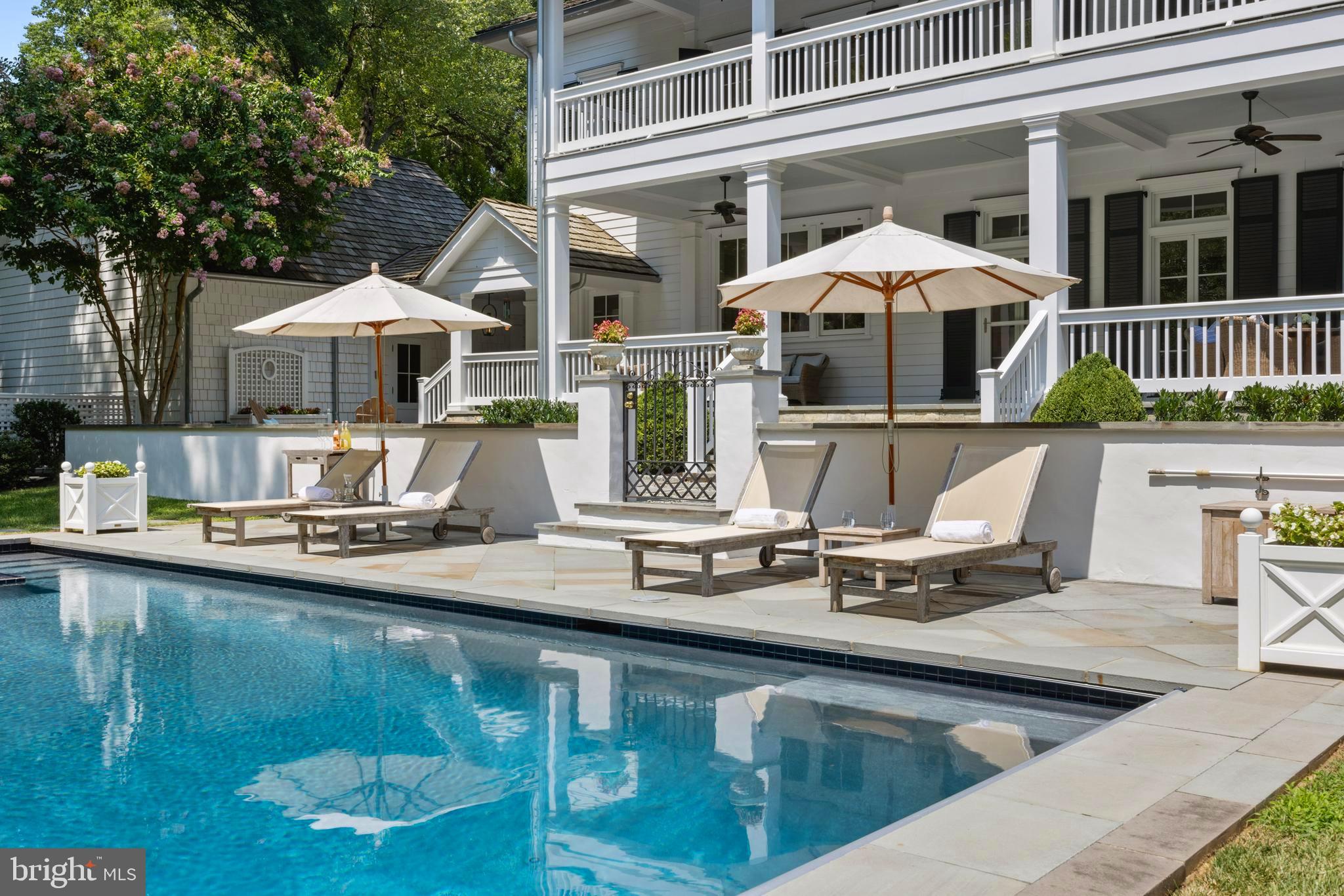 WELLINGTON - Residential