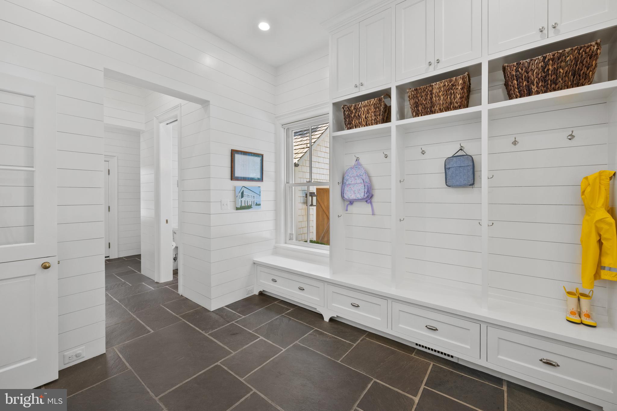 WELLINGTON - Residential