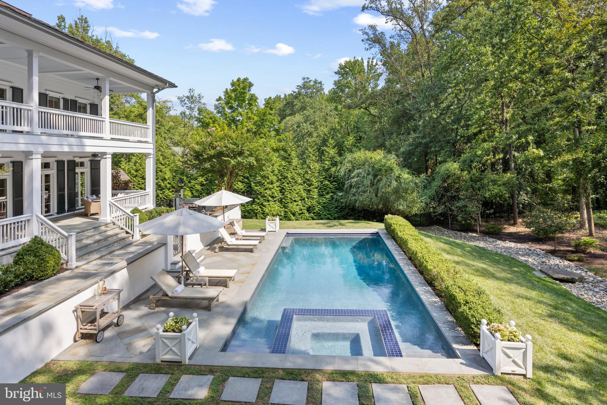 WELLINGTON - Residential