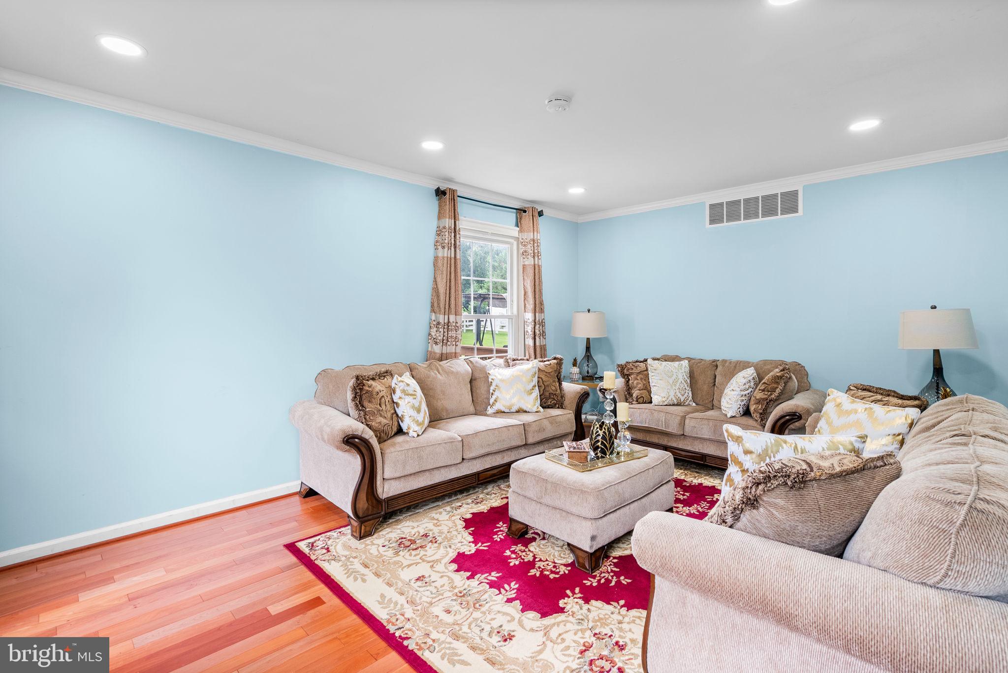 10203 RALEIGH TAVERN LANE