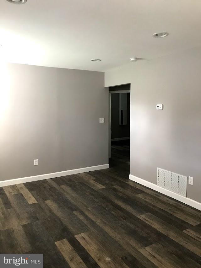 GLENMONT VILLAGE - Residential