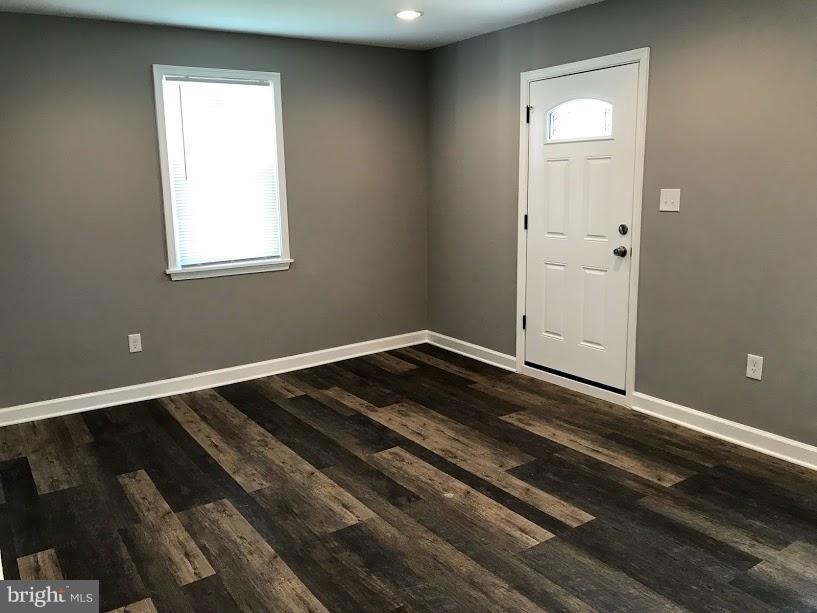 GLENMONT VILLAGE - Residential