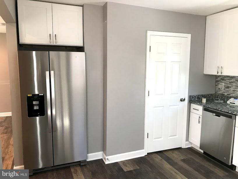 GLENMONT VILLAGE - Residential