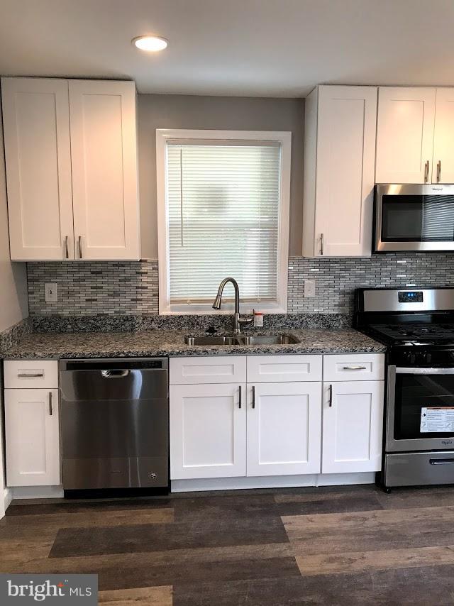 GLENMONT VILLAGE - Residential