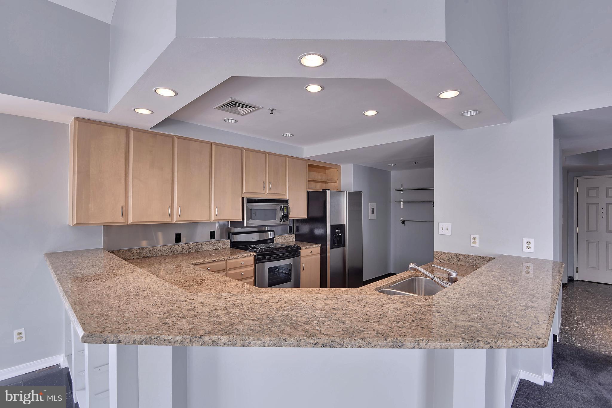 HARBOR EAST - Residential