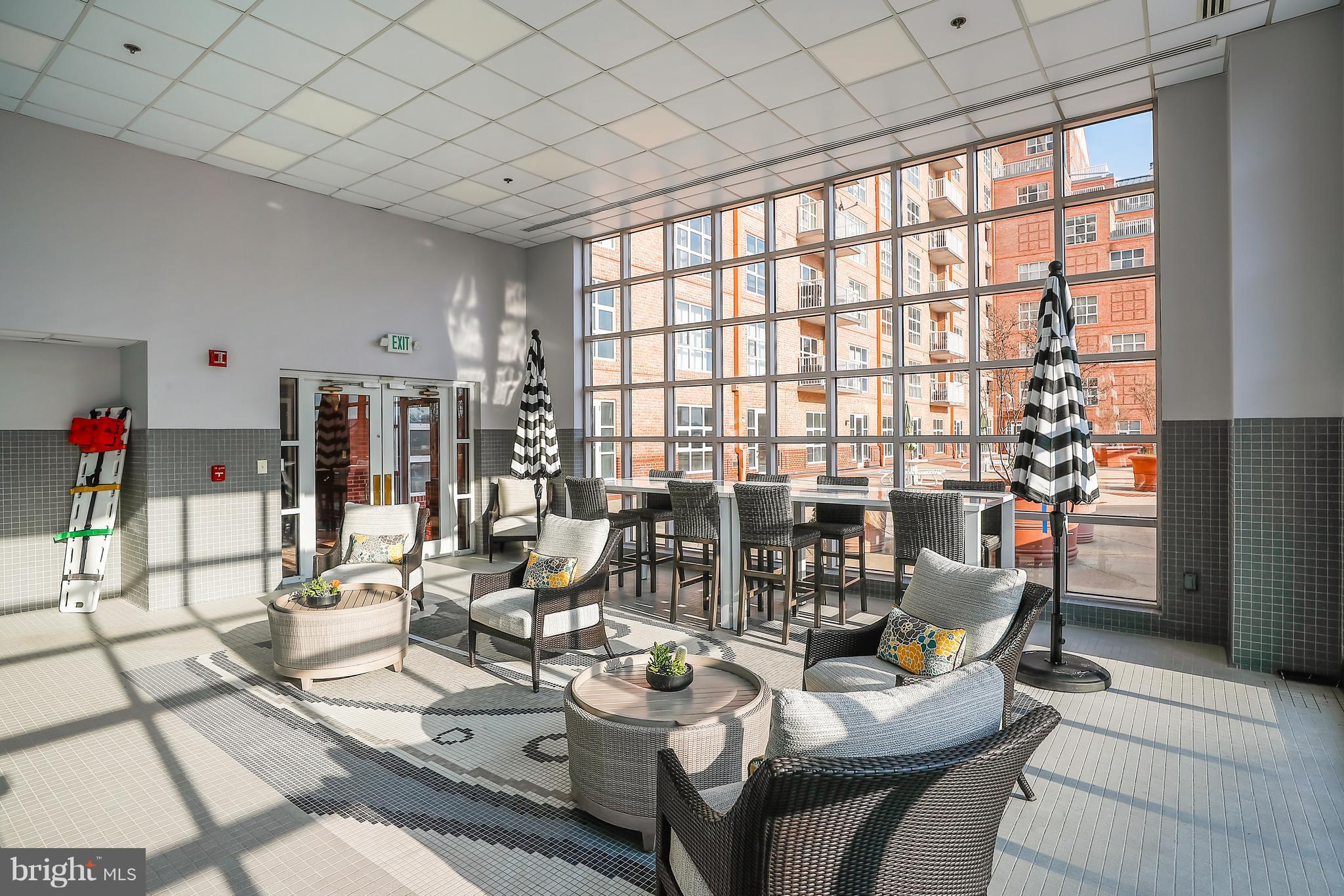 HARBOR EAST - Residential