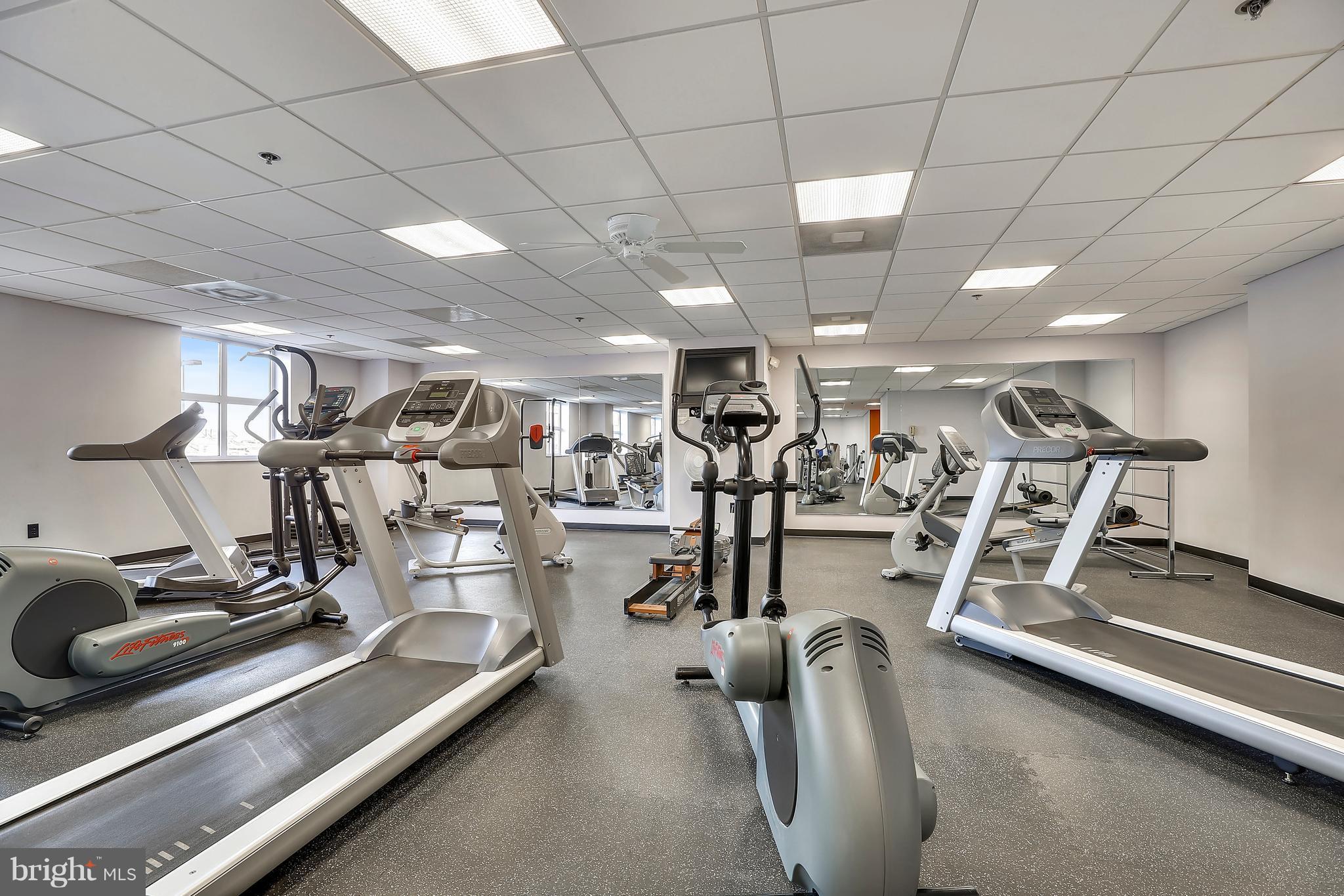 HARBOR EAST - Residential