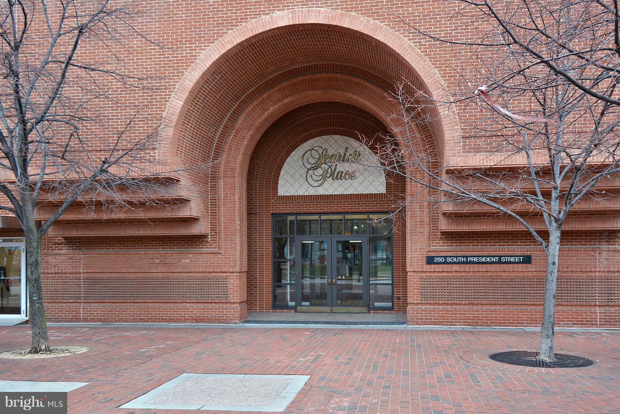 HARBOR EAST - Residential