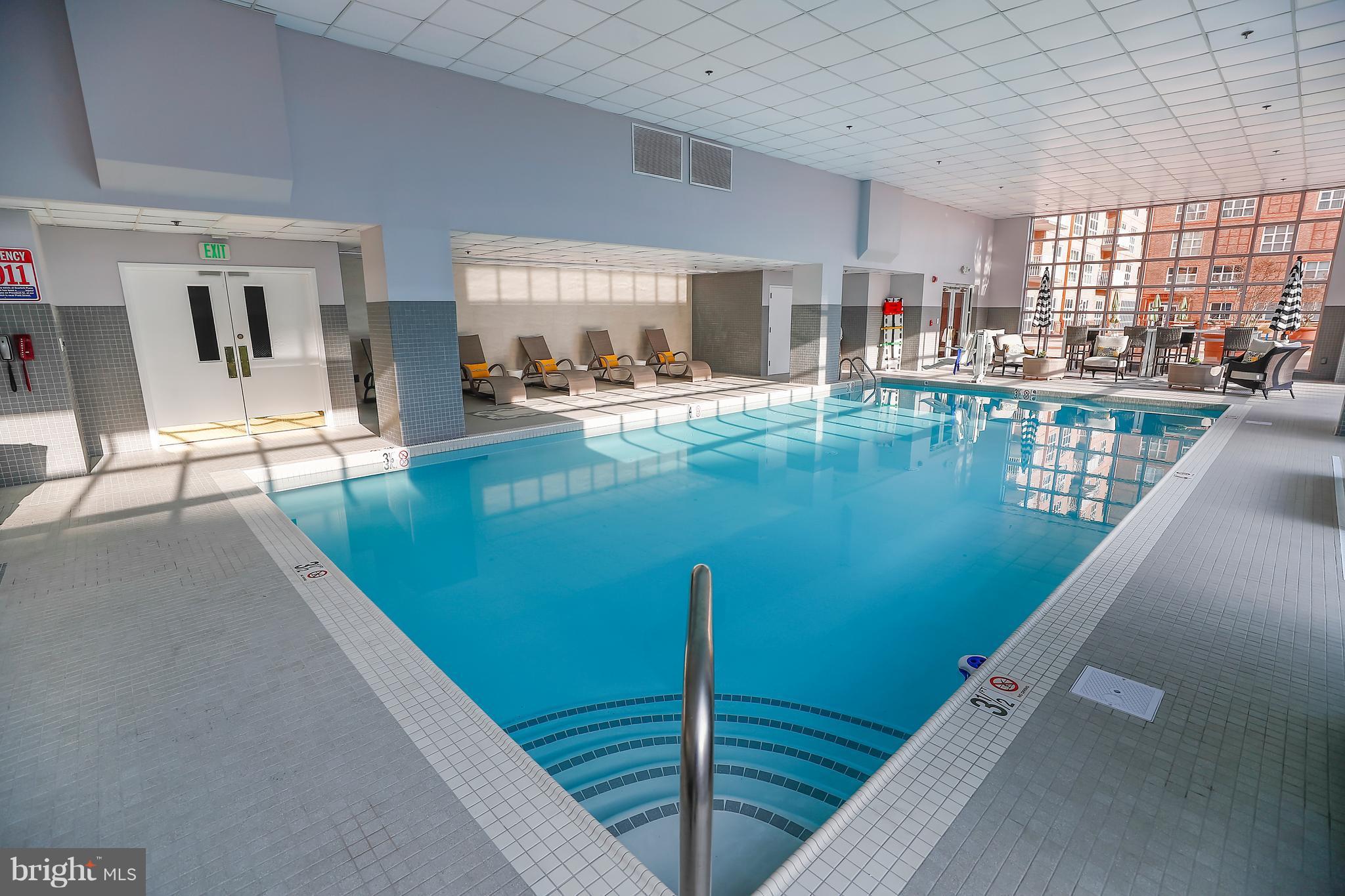 HARBOR EAST - Residential