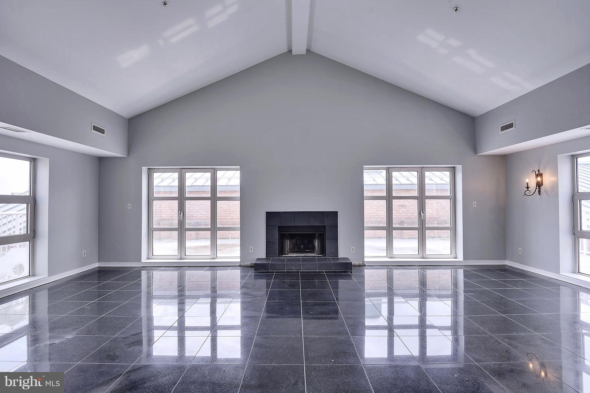 HARBOR EAST - Residential