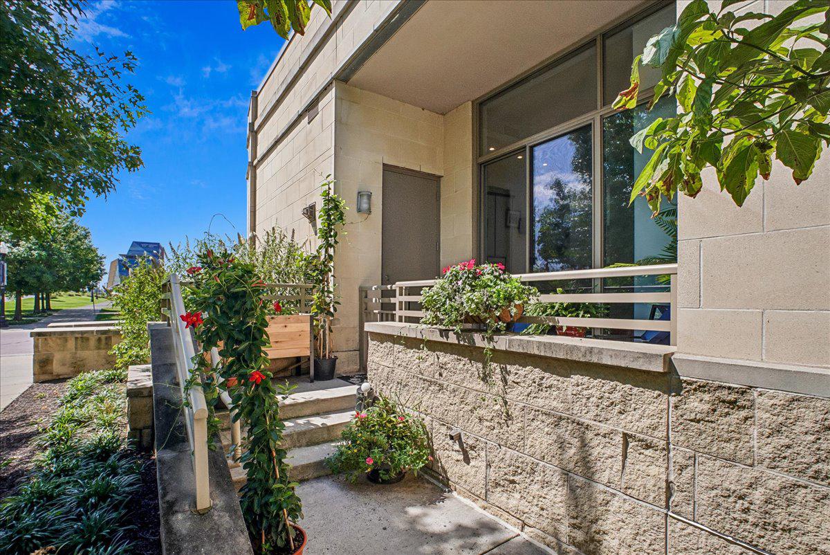 3650 S GLEBE ROAD 157