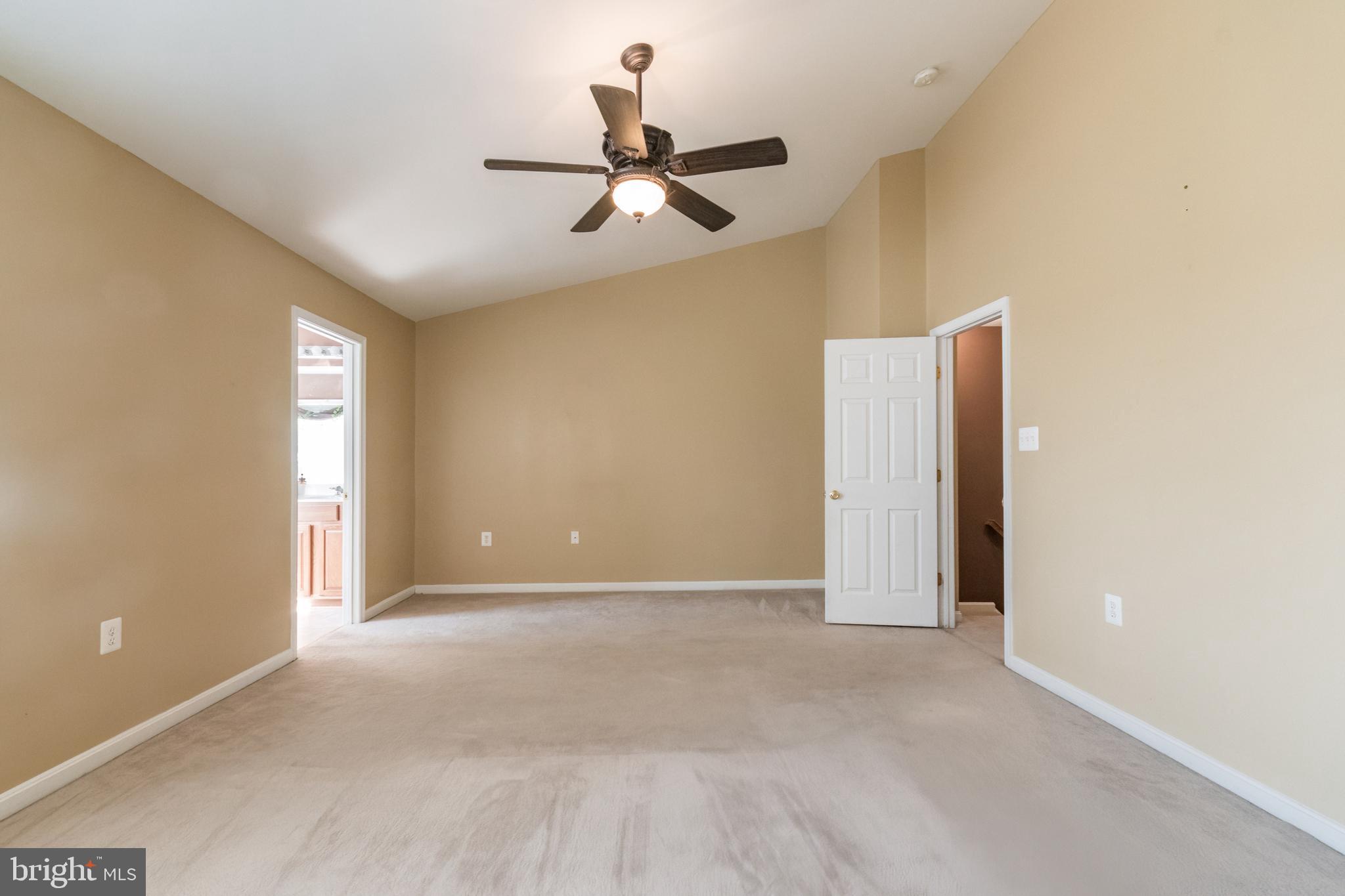 LEE'S RIDGE - Residential