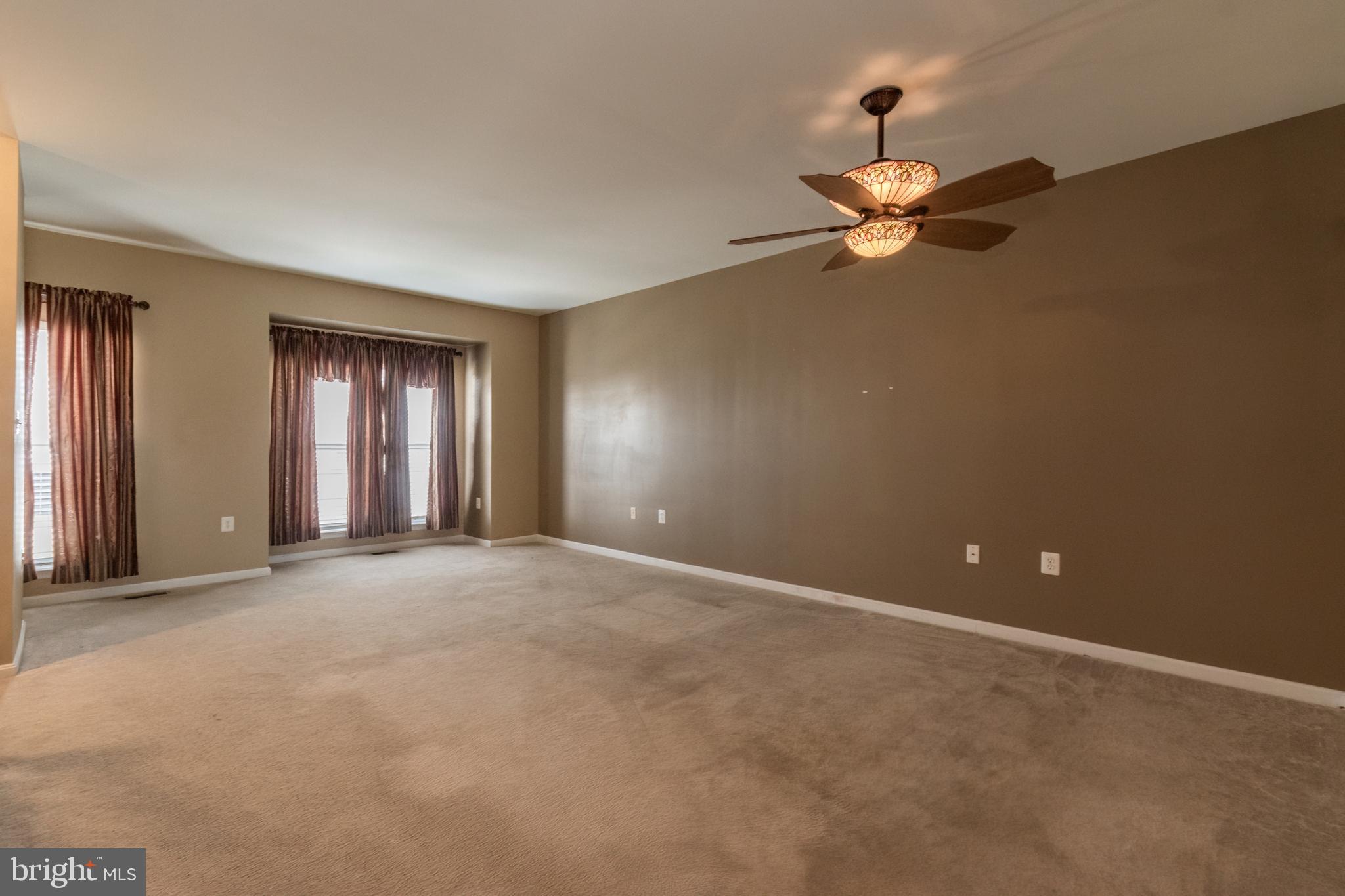 LEE'S RIDGE - Residential