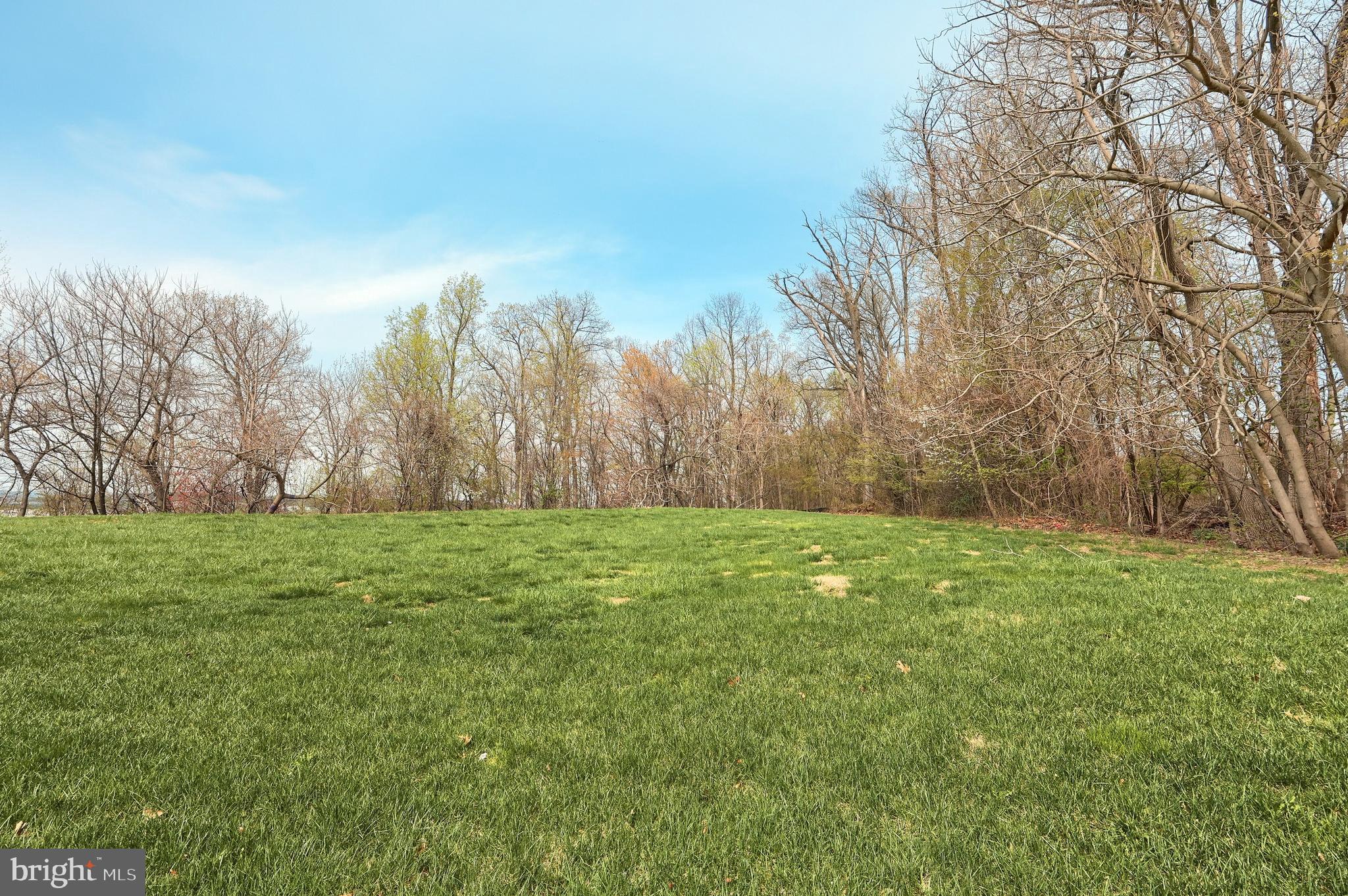 WOODCREST HILLS - Residential