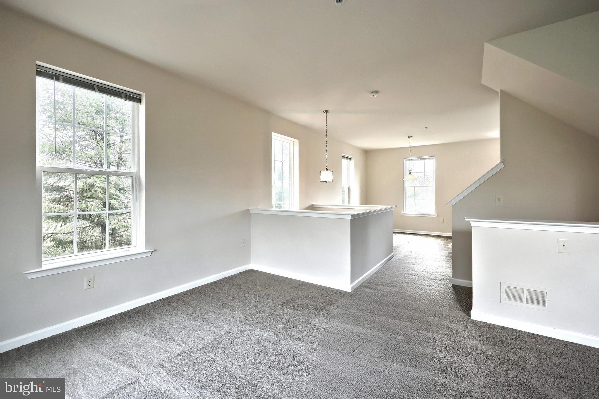 WOODCREST HILLS - Residential