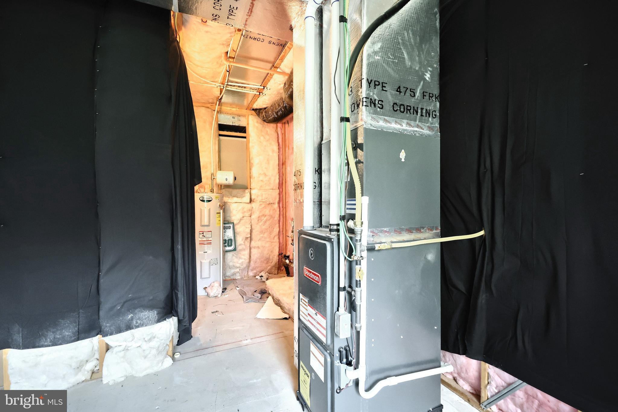 WOODCREST HILLS - Residential