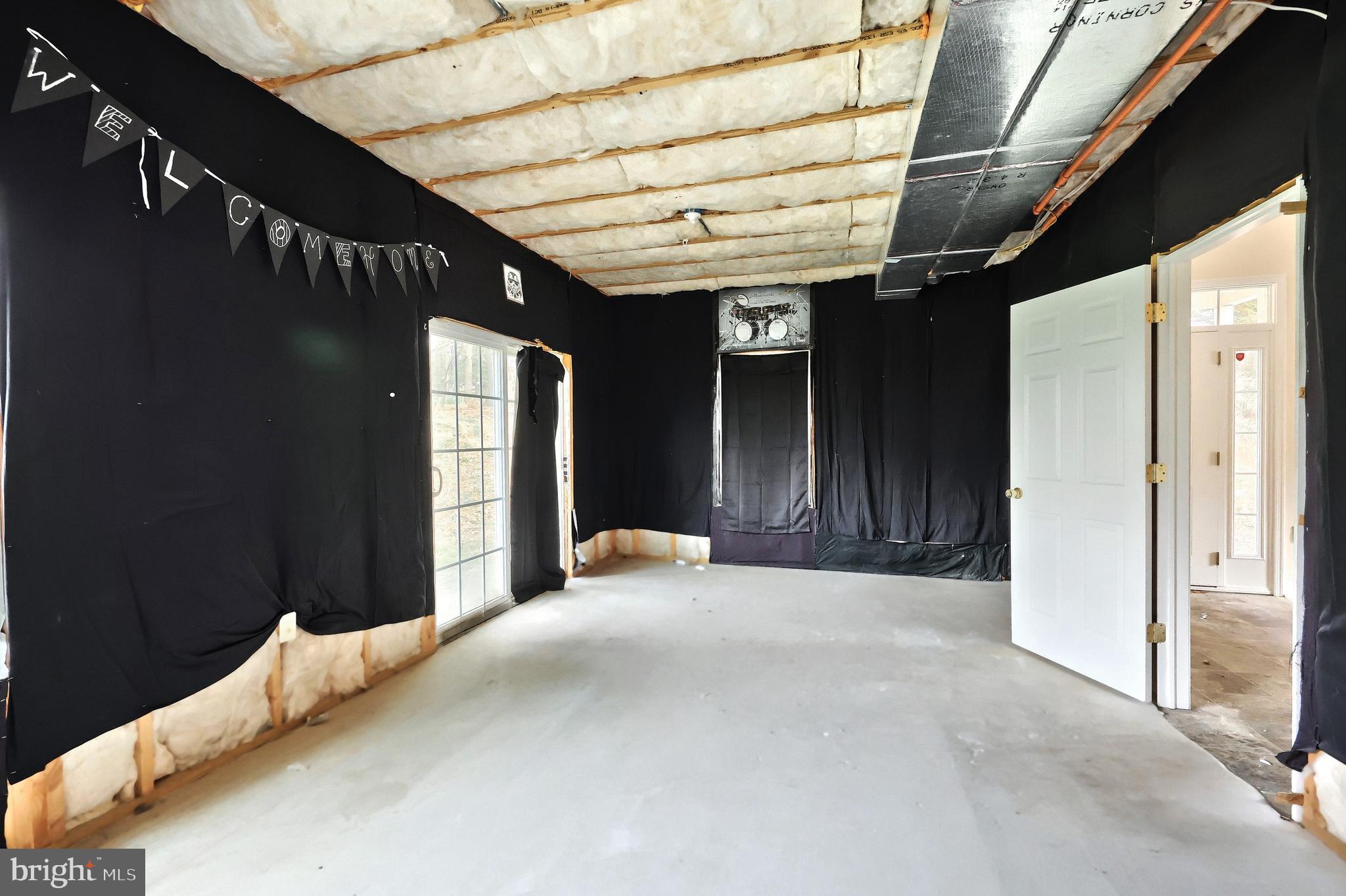 WOODCREST HILLS - Residential