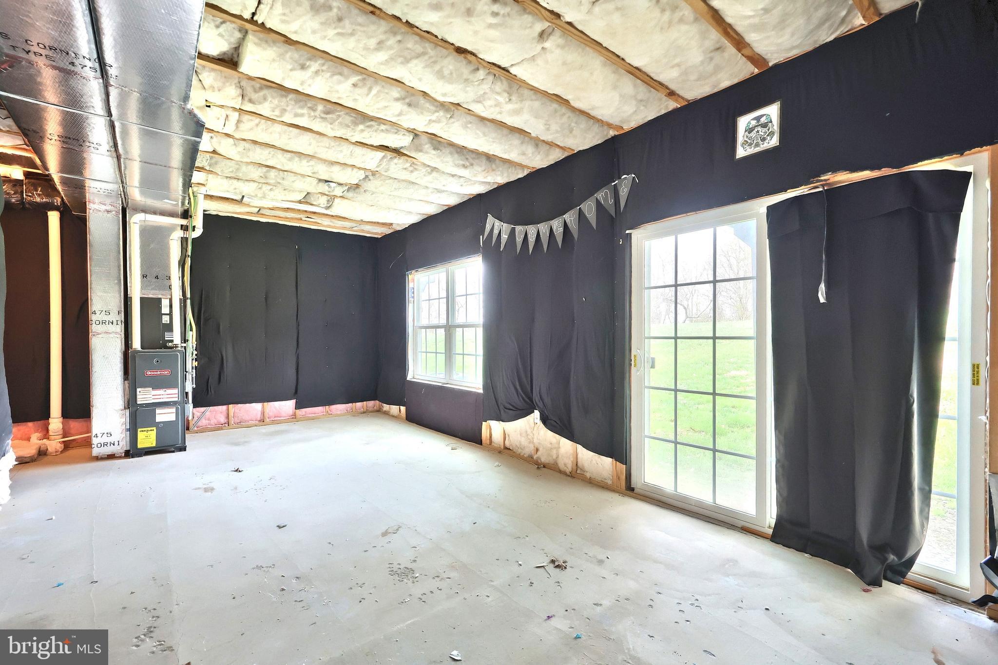 WOODCREST HILLS - Residential