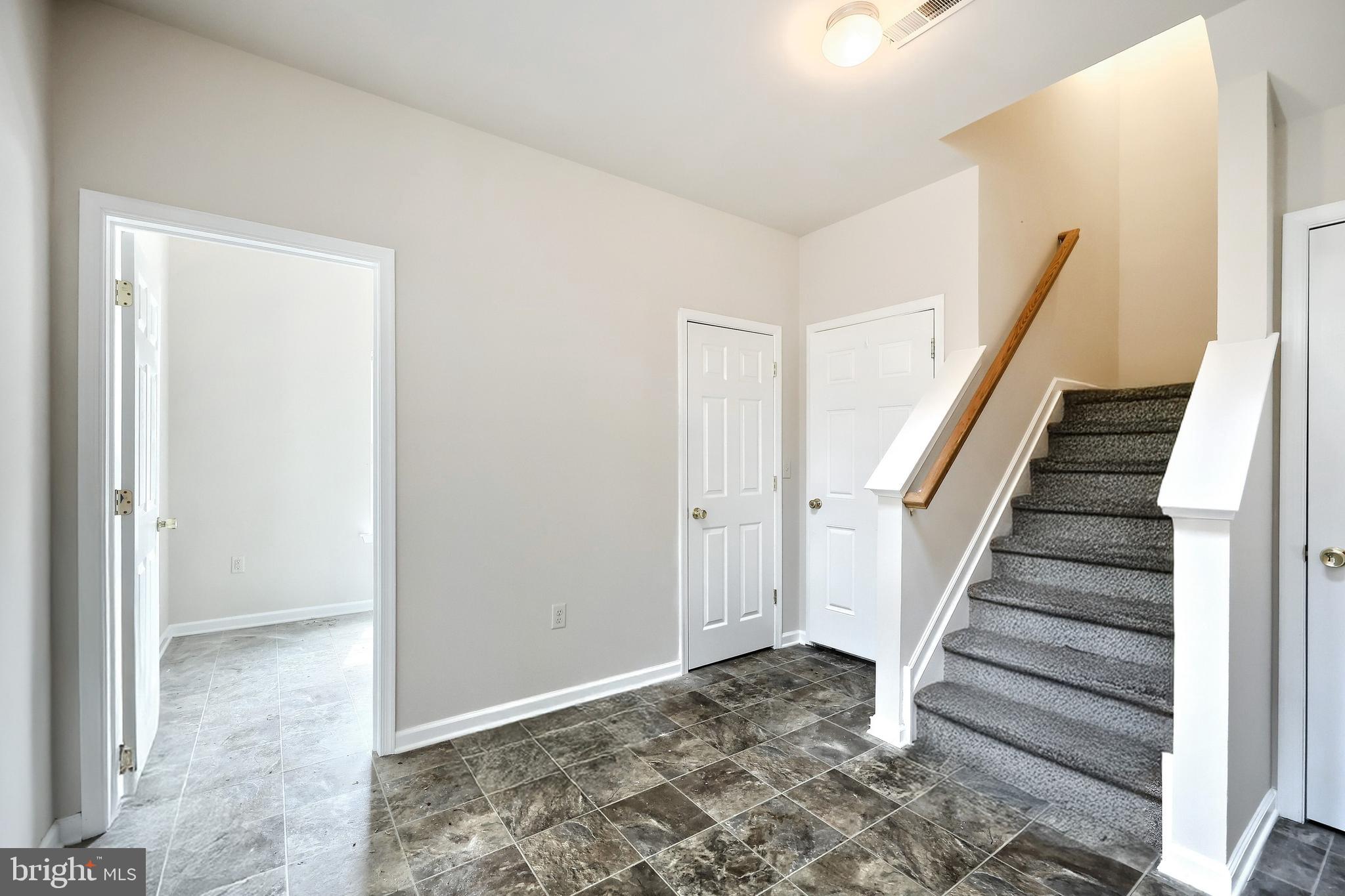 WOODCREST HILLS - Residential