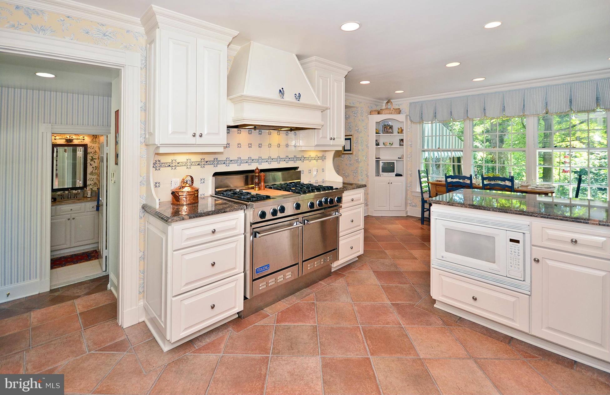 GREENSPRING VALLEY - Residential