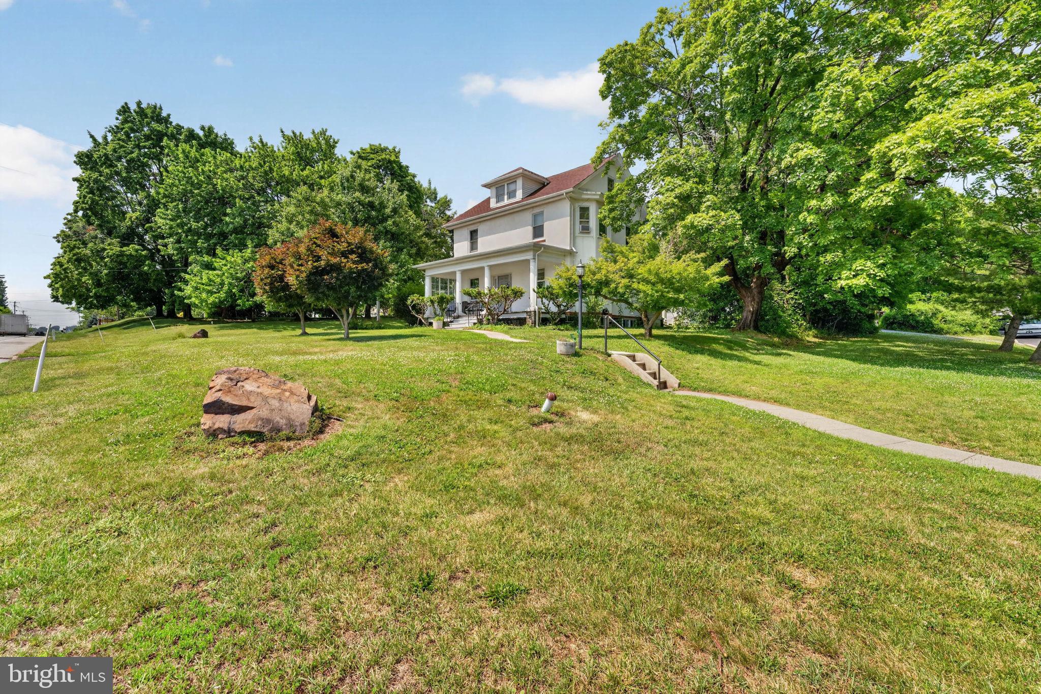 1715 SKIPPACK PIKE