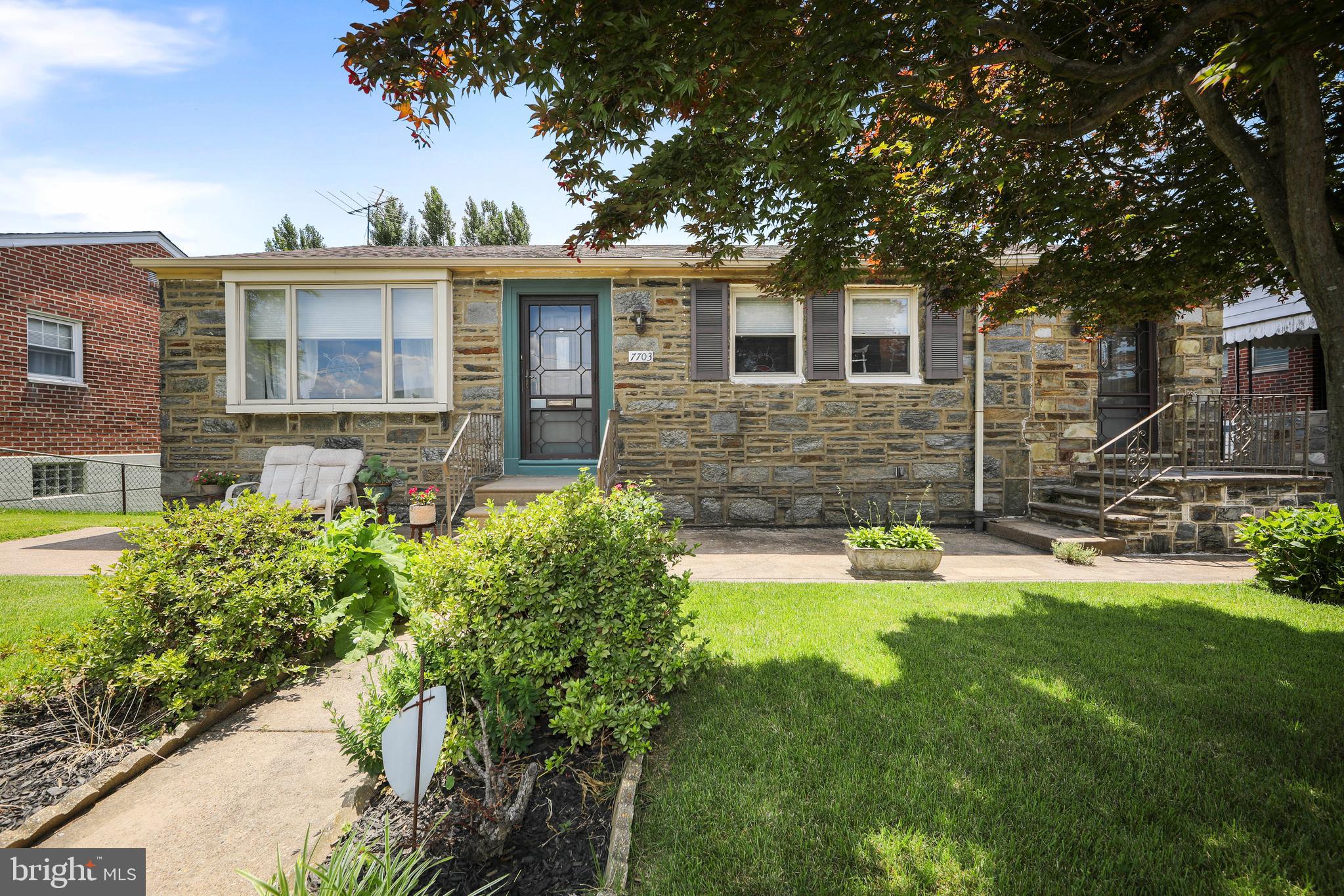 7703 LISTER STREET
