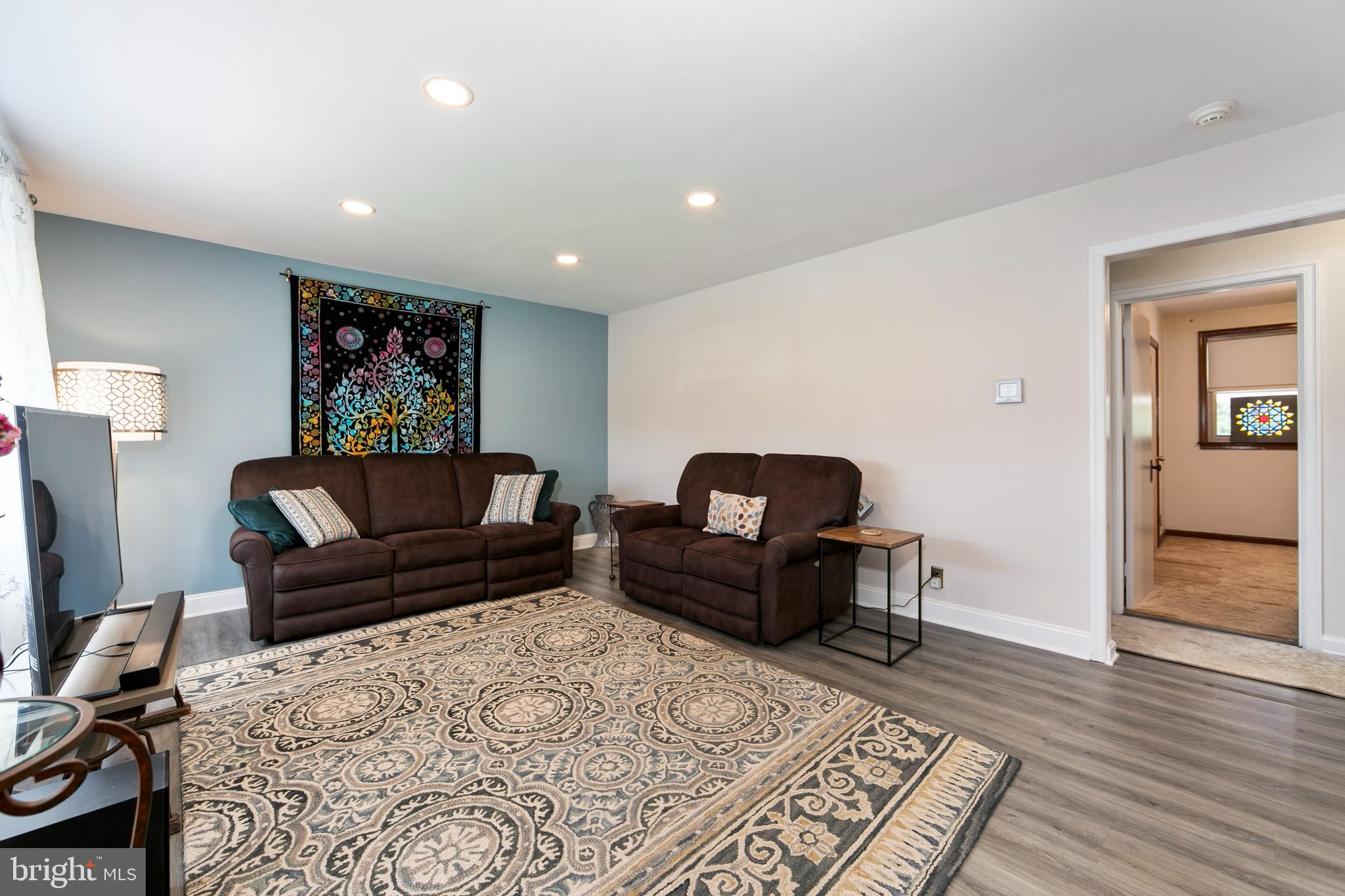 7703 LISTER STREET