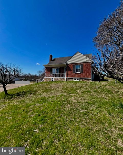 253 N GUERNSEY ROAD WEST GROVE PA 19390