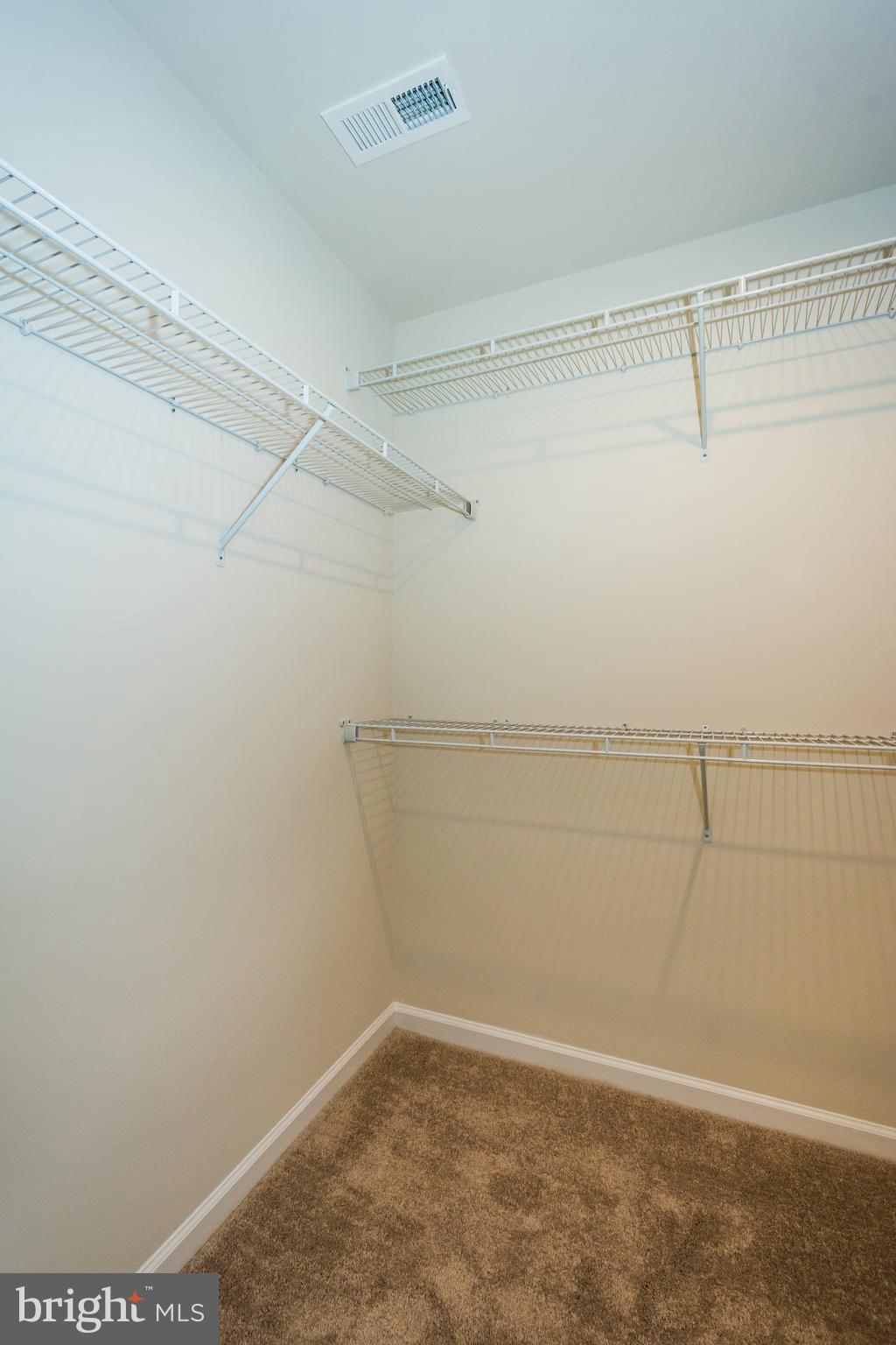 OLDHAM CROSSING - Residential Lease