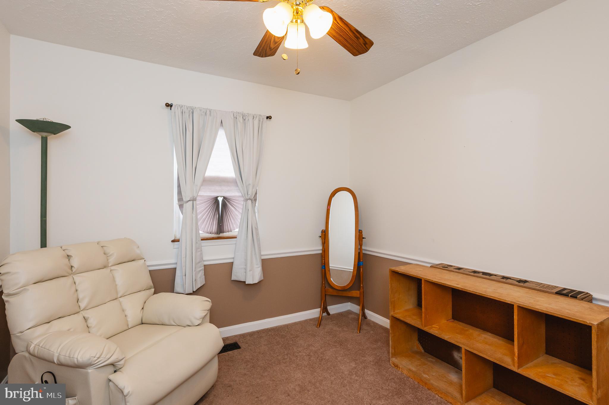 BRENTWOOD SQUARE - Residential