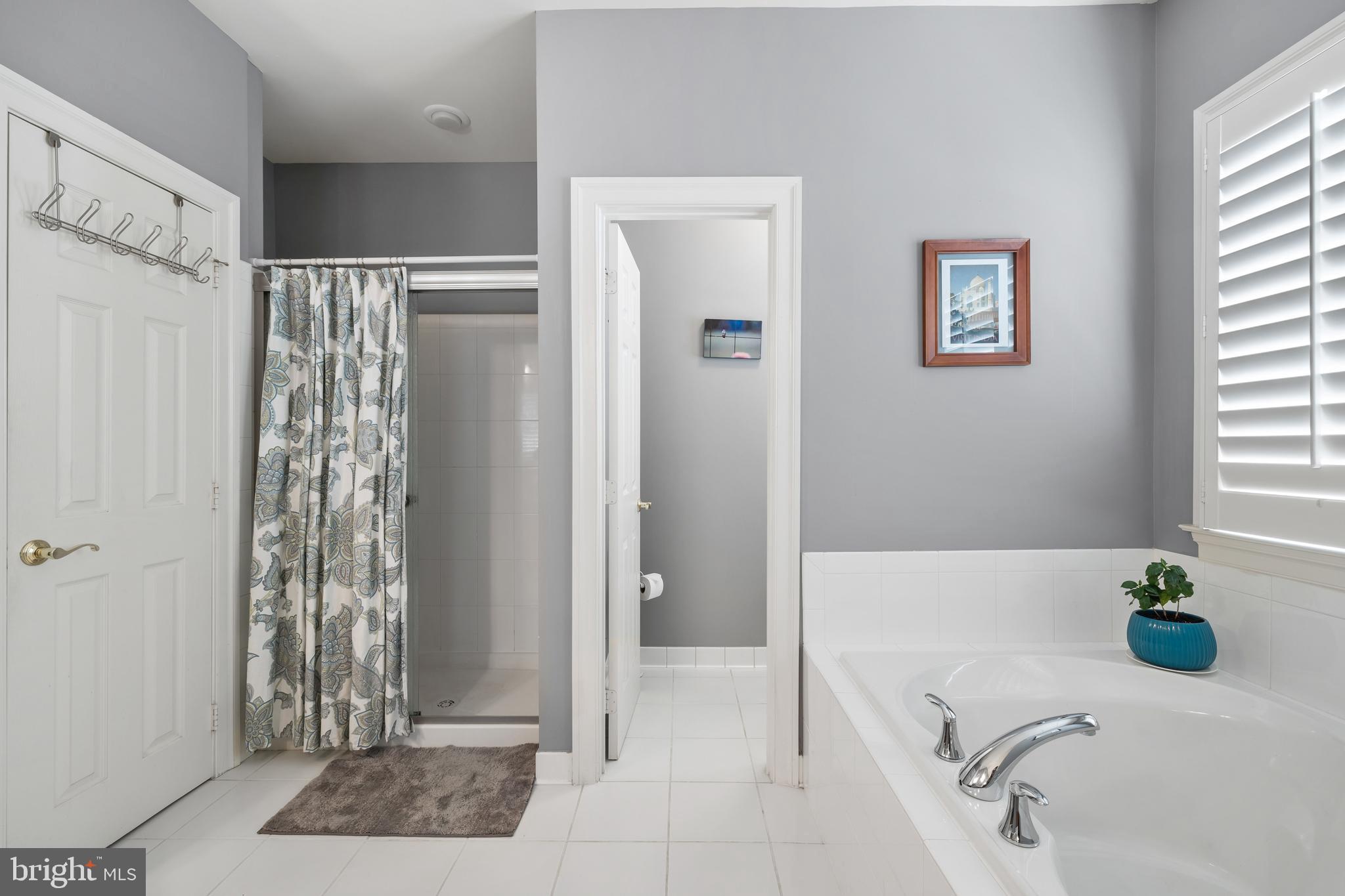 VILLAGE OF WAXPOOL - Residential