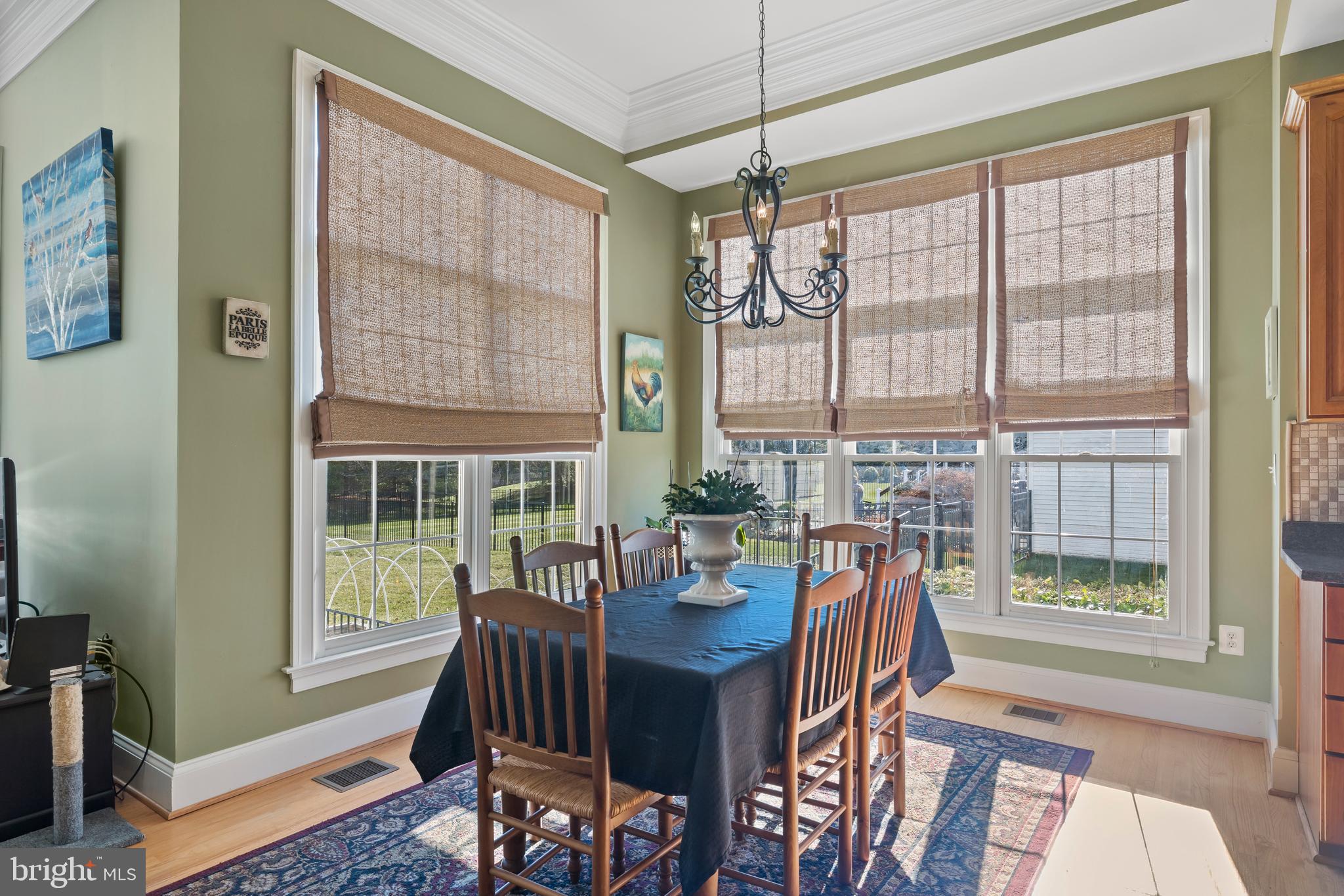 VILLAGE OF WAXPOOL - Residential