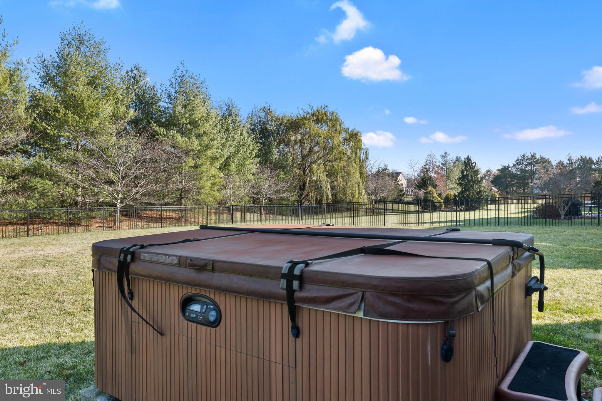 VILLAGE OF WAXPOOL - Residential